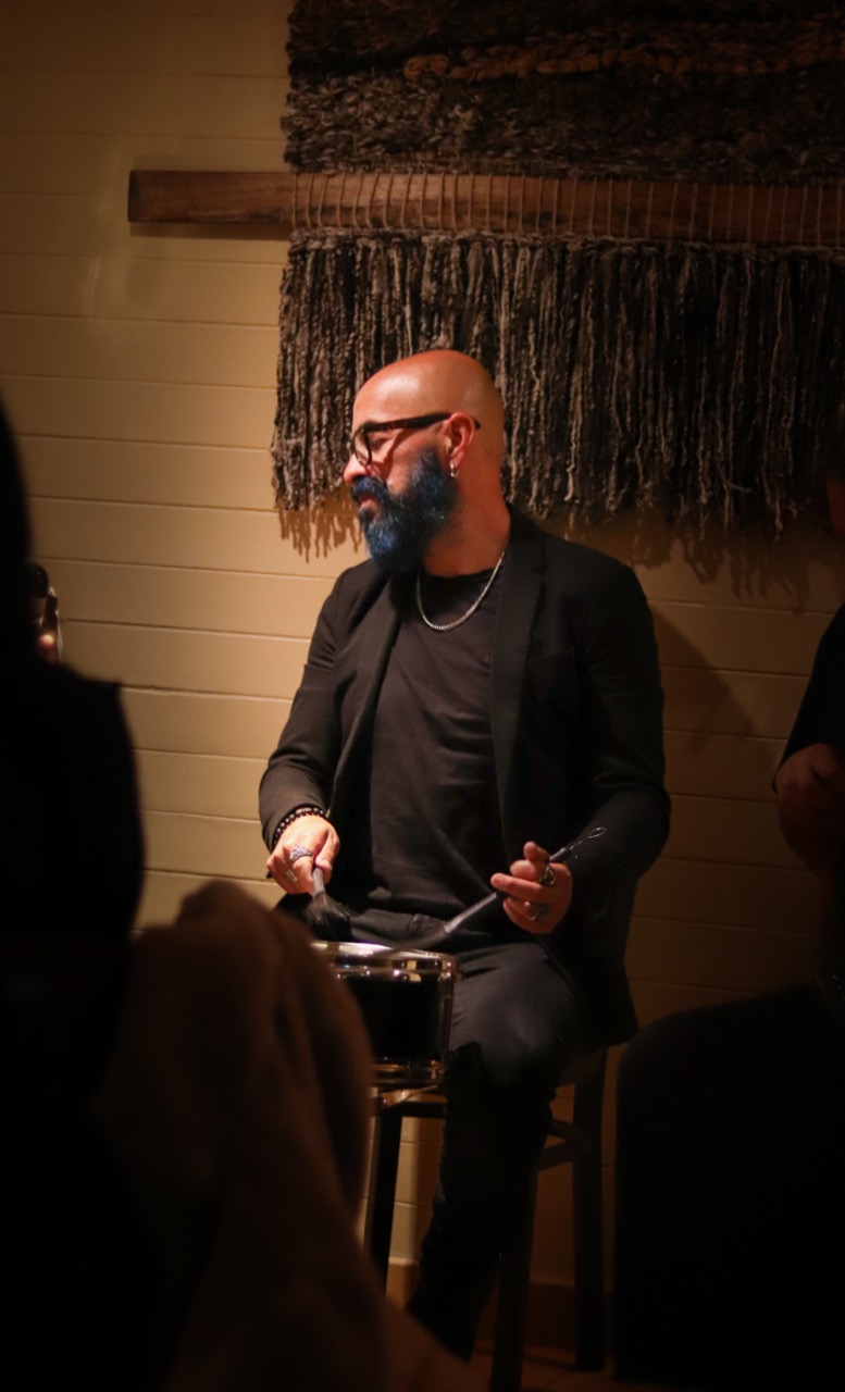 Manuel Páez en formato de percusión íntima